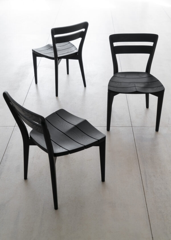 Ivor Chair 002 - Image 4