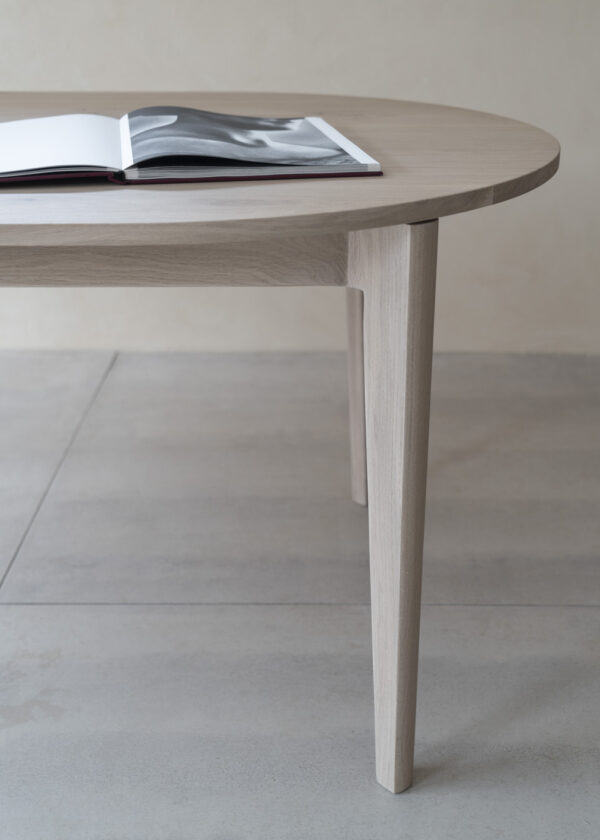 Ivor Oval Table - Image 2