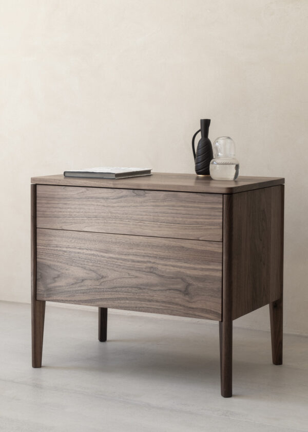 Ivor Pedestal - Image 1
